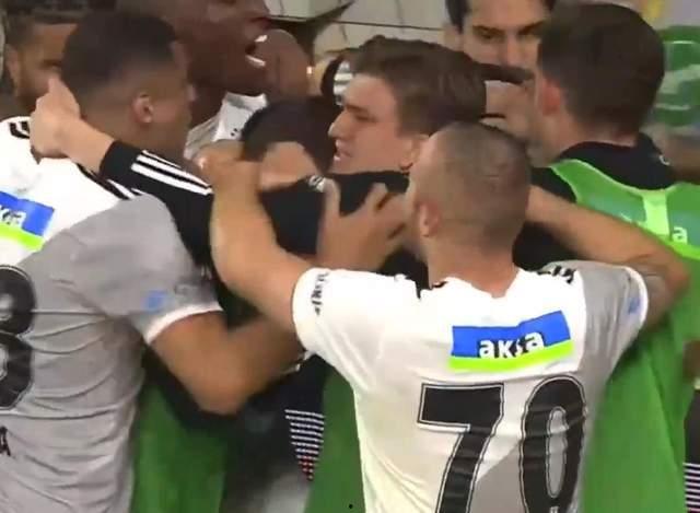 欧洲记者爆料视频播放在线观看,揭秘事件真相 第2张 欧洲记者爆料视频播放在线观看,揭秘事件真相 第2张